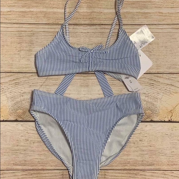 GAP Other - Gap Kids seersucker pinstripe 2-piece bikini 👙